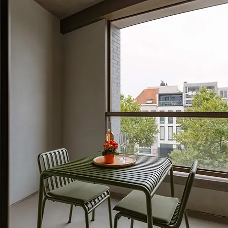 Apartment Huswell - Charming With Terrace In