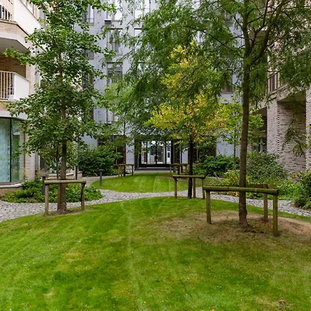 Huswell - Charming With Terrace In Apartment *